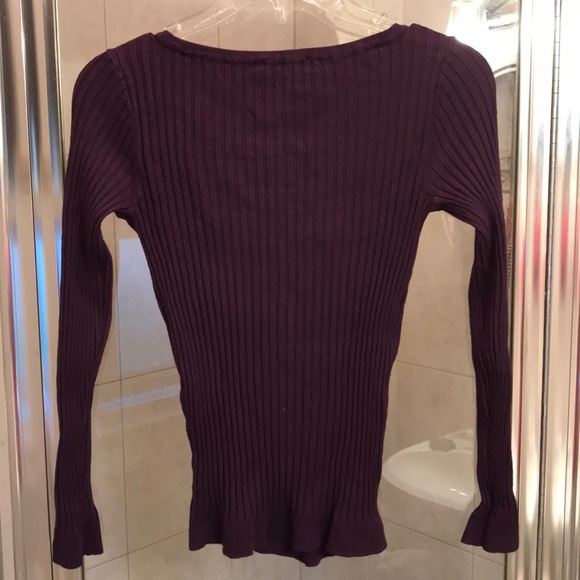 Long sleeve purple tight shirt - Picture 3 of 3